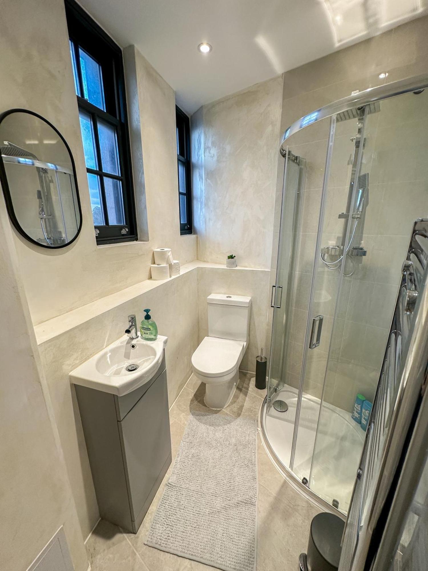 1-Bedroom Apartments In Shoreditch, Old Street, Hoxton ロンドン エクステリア 写真