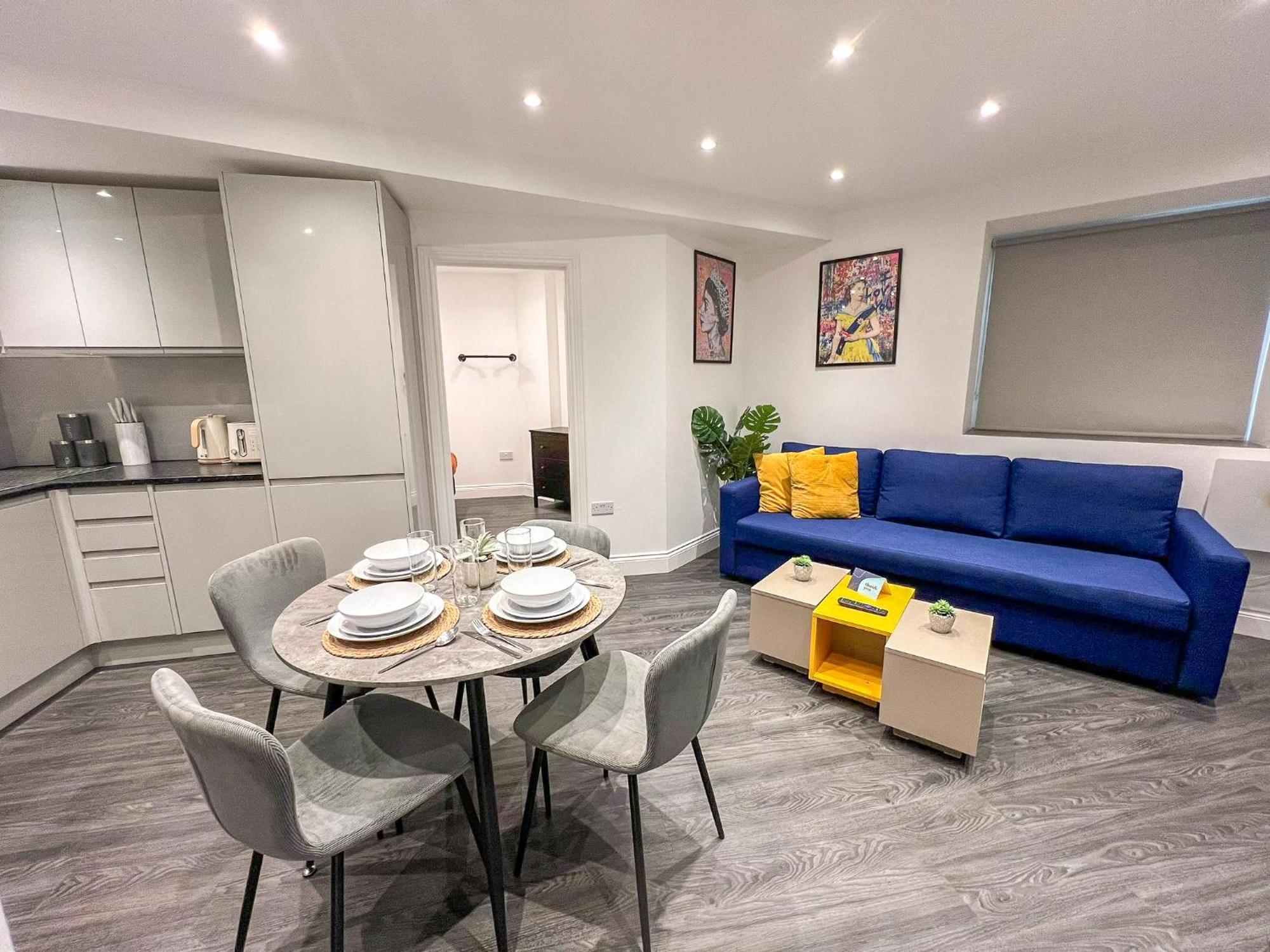 1-Bedroom Apartments In Shoreditch, Old Street, Hoxton ロンドン エクステリア 写真