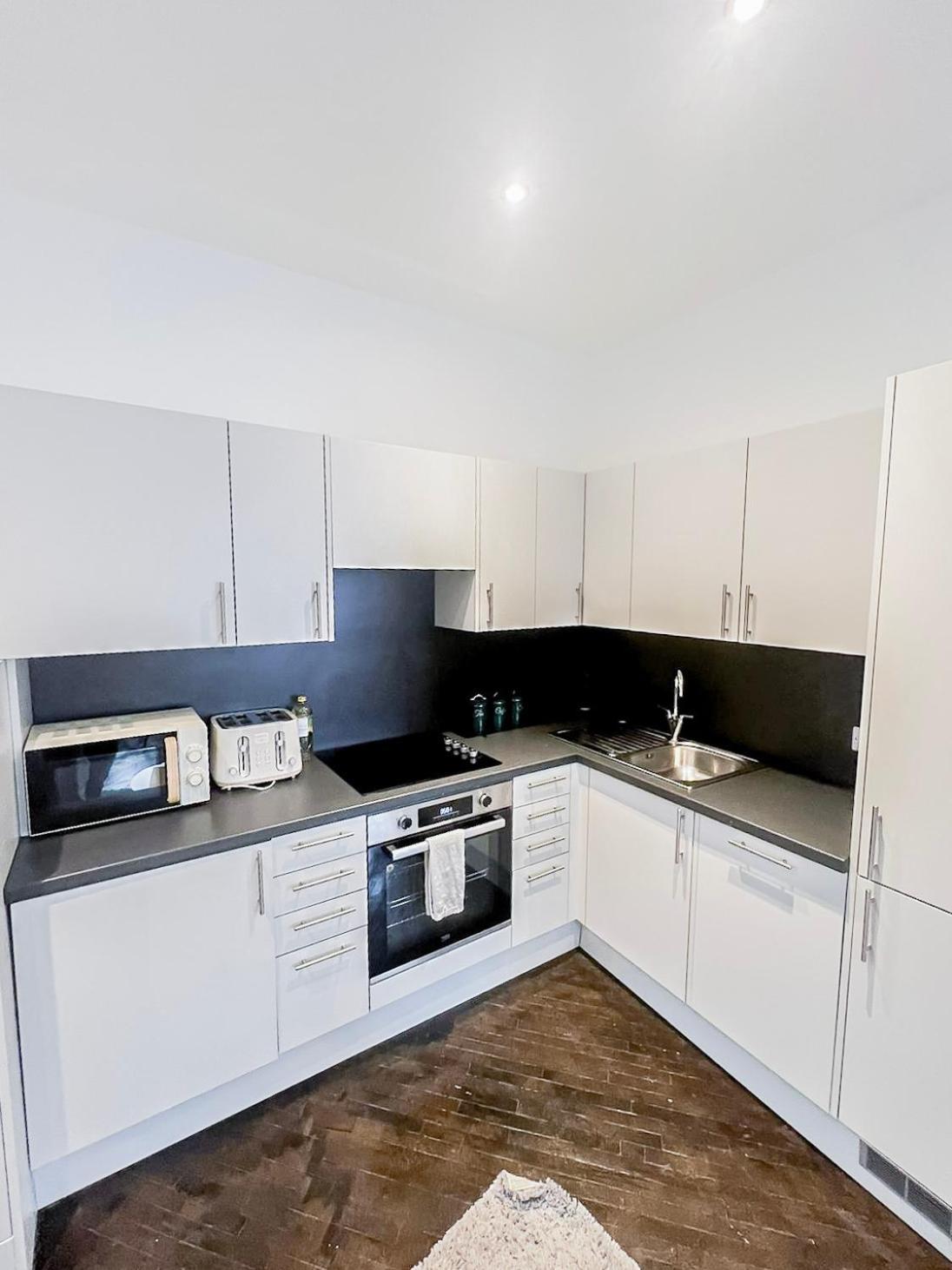 1-Bedroom Apartments In Shoreditch, Old Street, Hoxton ロンドン エクステリア 写真