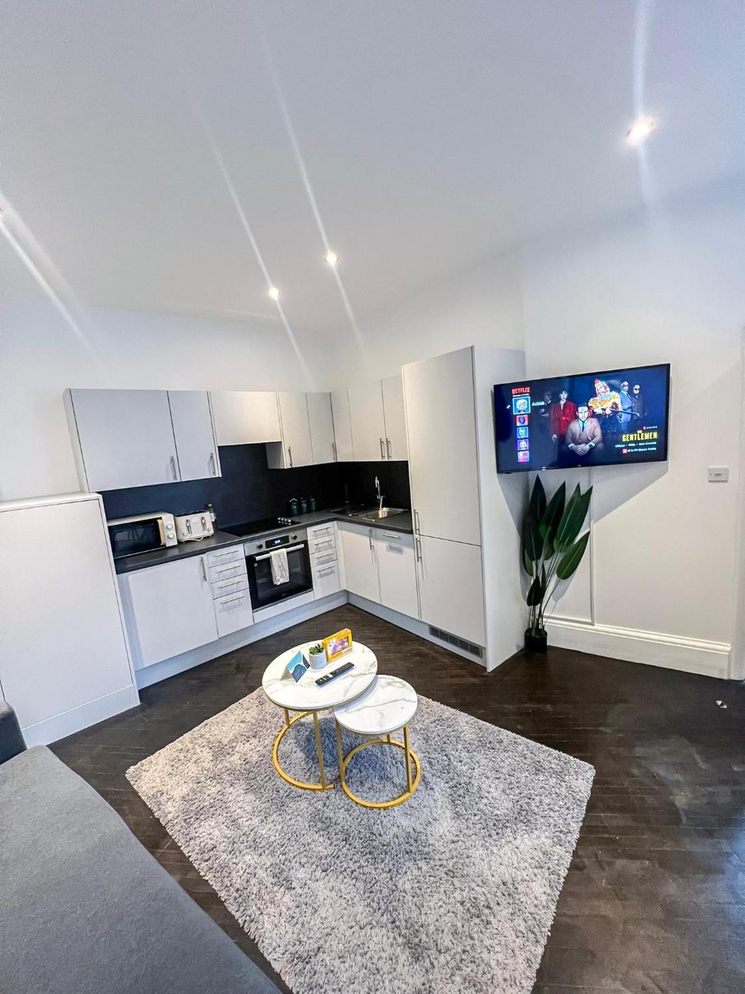 1-Bedroom Apartments In Shoreditch, Old Street, Hoxton ロンドン エクステリア 写真