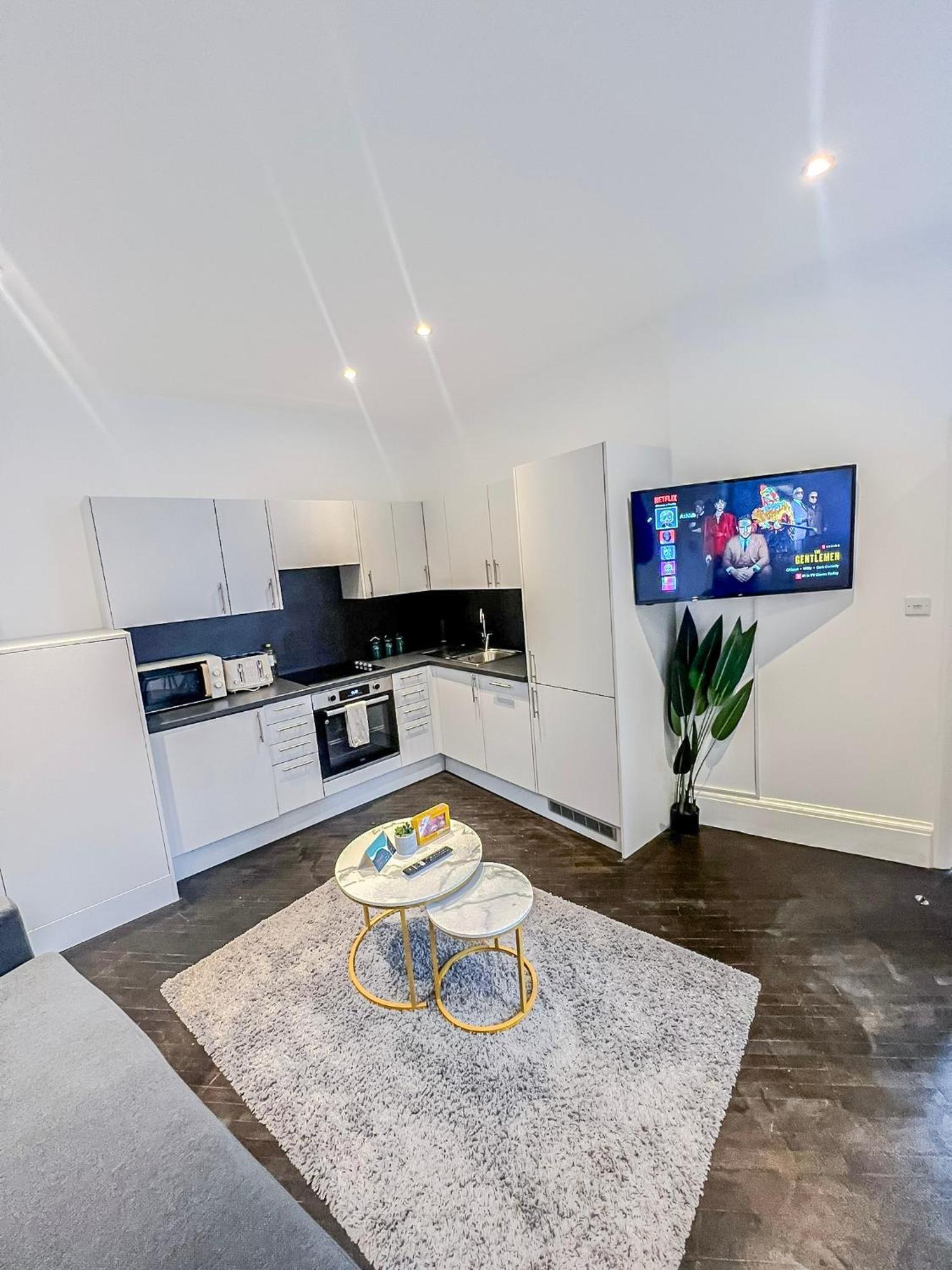1-Bedroom Apartments In Shoreditch, Old Street, Hoxton ロンドン エクステリア 写真
