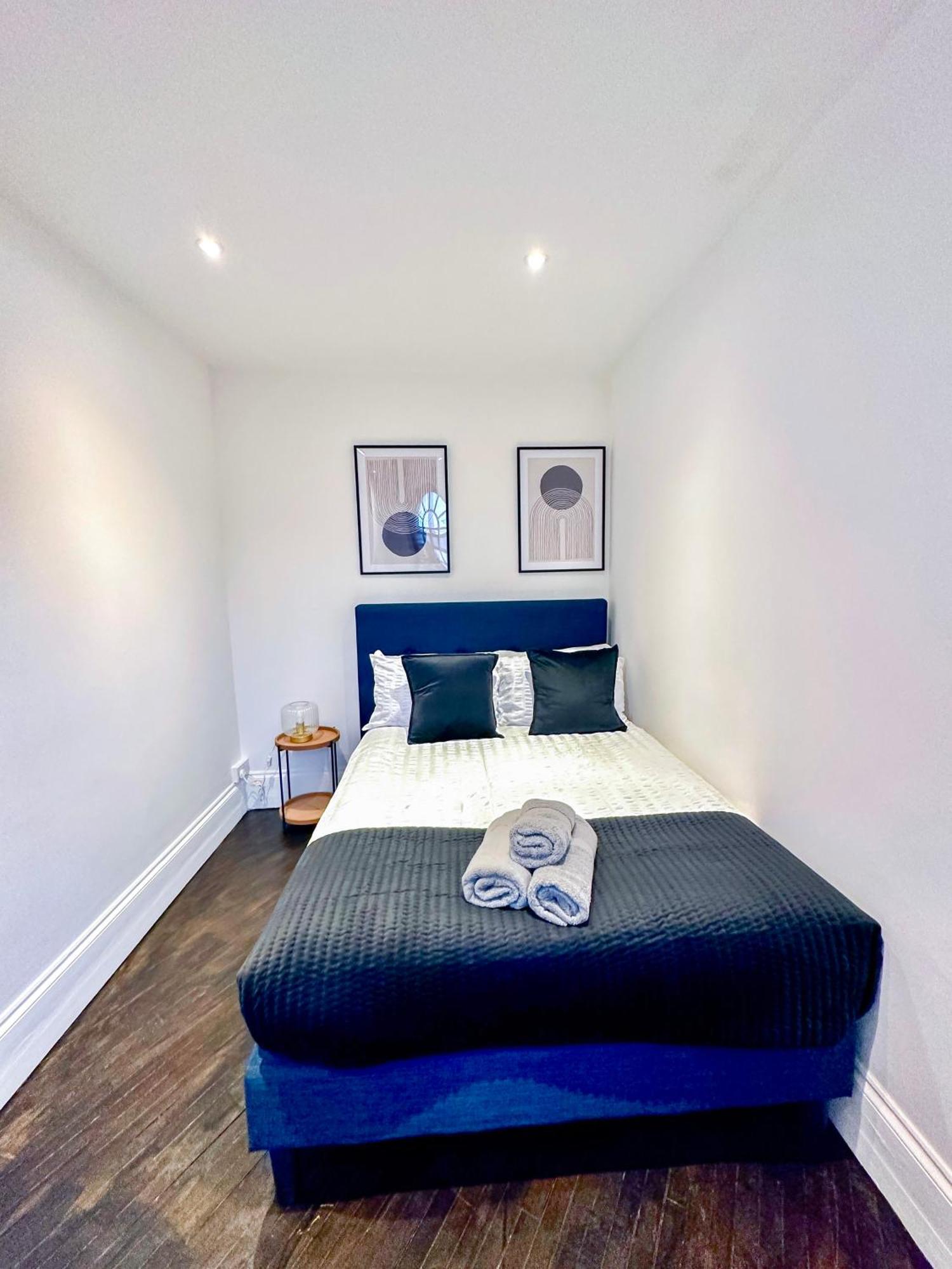 1-Bedroom Apartments In Shoreditch, Old Street, Hoxton ロンドン エクステリア 写真