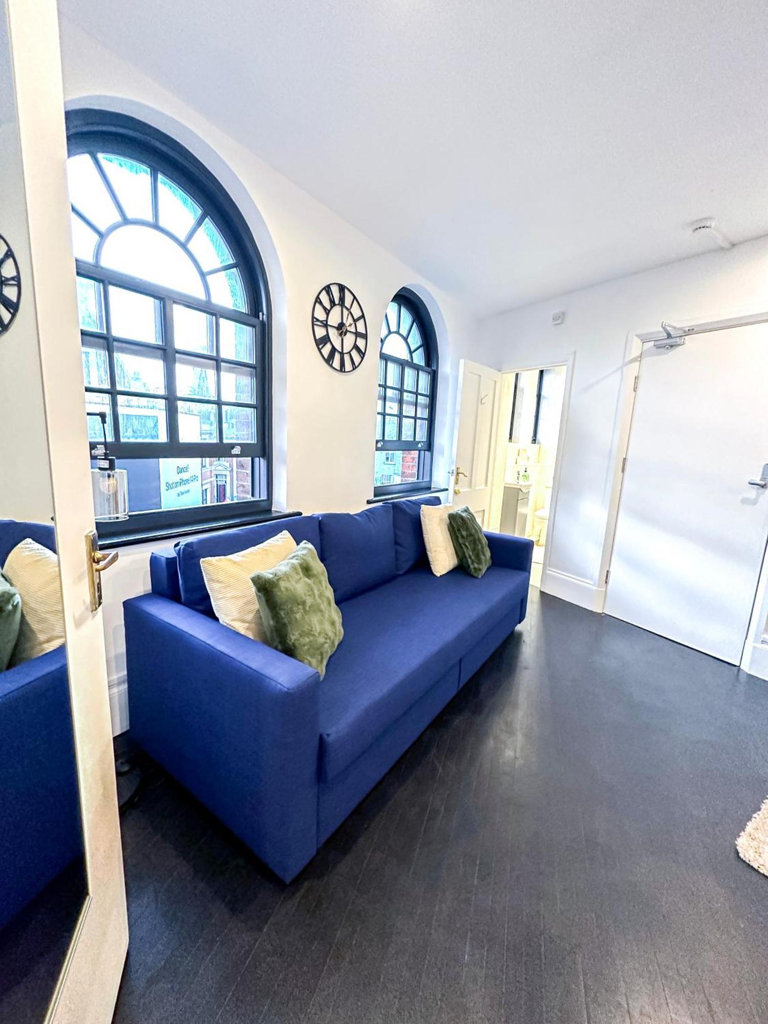 1-Bedroom Apartments In Shoreditch, Old Street, Hoxton ロンドン エクステリア 写真